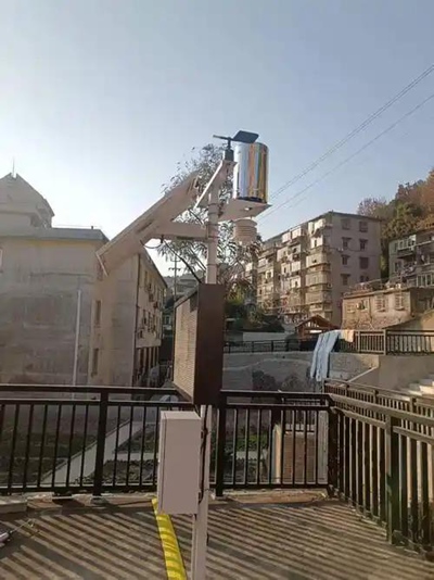 六要素气象站